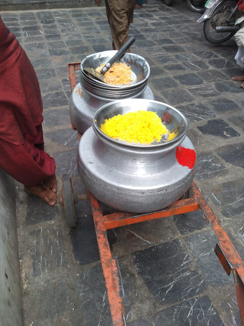 Feed A Hundred or More Hungry People at Jinnah Hospital